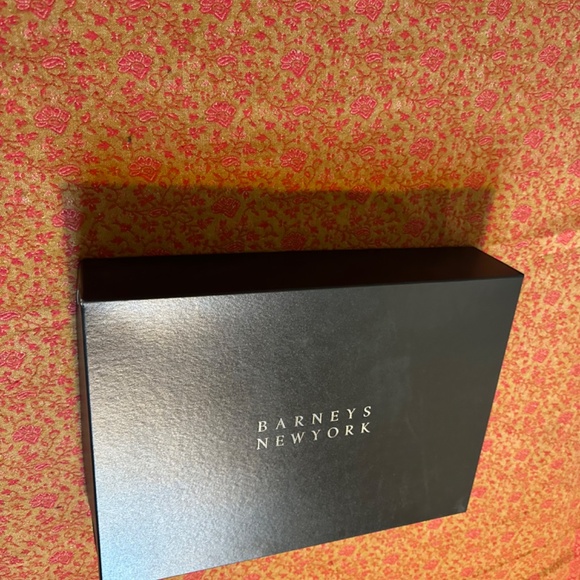 Barneys New York Gift Box - RARE - Picture 5 of 10